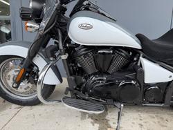 2021 Kawasaki VULCAN 900 (VN900) CLASSIC WHITE