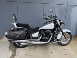 2021 Kawasaki VULCAN 900 (VN900) CLASSIC WHITE