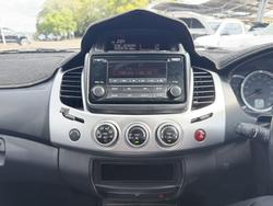 2014 Mitsubishi Triton