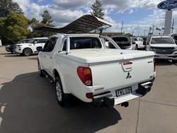 2014 Mitsubishi Triton
