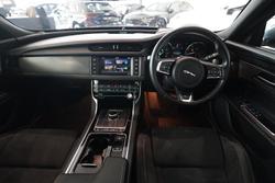 2017 Jaguar XF 30d S