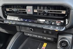 2025 Toyota Landcruiser Prado Altitude GDJ251R 4X4 Dual Range Frosted White