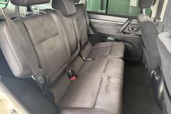 2011 Mitsubishi Pajero GLS