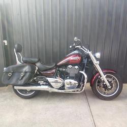 Triumph Thunderbird Commander