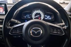 2018 Mazda 3 SP25