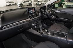 2018 Mazda 3 SP25