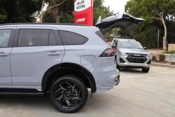 2026 Isuzu MU-X X-TERRAIN