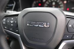 2026 Isuzu MU-X X-TERRAIN