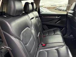 2021 LDV D90 Executive