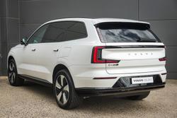 2025 Volvo EX90 Plus Twin Motor