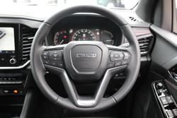 2026 Isuzu MU-X X-TERRAIN