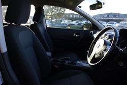 2013 Nissan Dualis ST