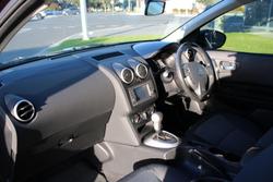 2013 Nissan Dualis ST