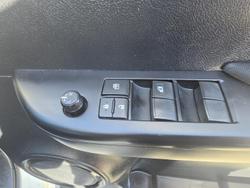 2019 Toyota Hilux SR GUN126R 4X4 Dual Range White