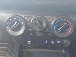 2019 Toyota Hilux SR
