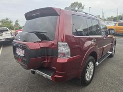2017 Mitsubishi Pajero GLS