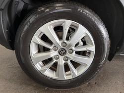 2023 Toyota Yaris Cross GX MXPB10R Tuscan Gold