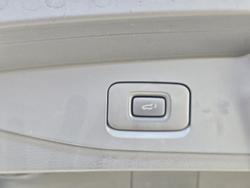 2022 Isuzu MU-X LS-U