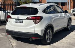 2016 Honda HR-V VTi-S