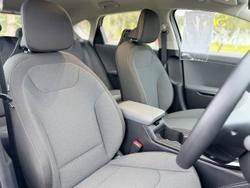 2025 Kia K4 Sport