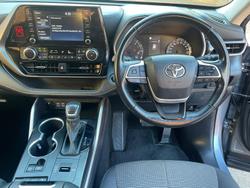2022 Toyota Kluger GX