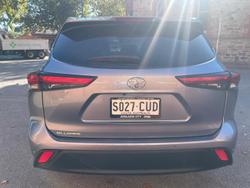 2022 Toyota Kluger GX