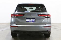 2023 Mitsubishi Outlander ES