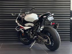 2026 BMW S 1000 R Race S 1000 White