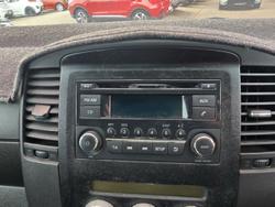 2012 Nissan Navara ST-X 550