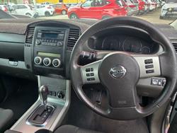 2012 Nissan Navara ST-X 550