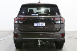 2024 Ford Everest Platinum