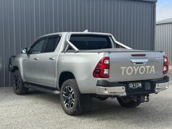 2023 Toyota Hilux SR5