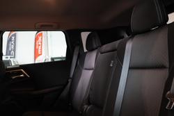 2022 Mitsubishi Outlander LS
