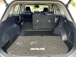 2020 Toyota RAV4 Cruiser