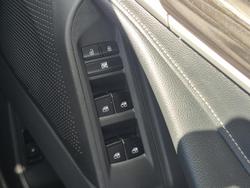 2022 LDV D90