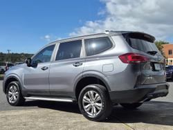 2022 LDV D90