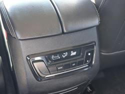 2022 LDV D90