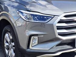 2022 LDV D90