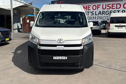 2022 Toyota Hiace