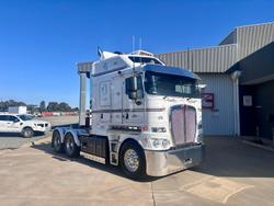 2019 Kenworth K200 White