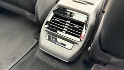 2025 Volkswagen ID.5 Pro