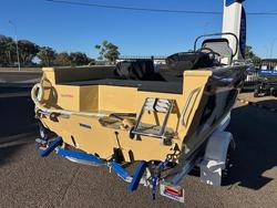 2026 QUINTREX 481 Hornet Pro