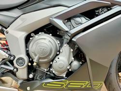 2024 TRIUMPH DAYTONA 660 ROAD GREY