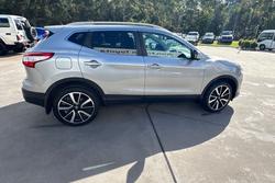 2017 Nissan QASHQAI Ti