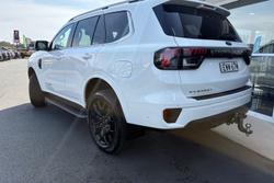 2022 Ford Everest Platinum