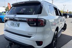 2022 Ford Everest Platinum