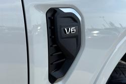 2022 Ford Everest Platinum