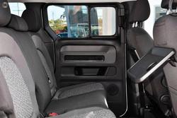 2025 Volkswagen ID. Buzz Pro BEV560