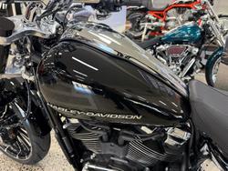2025 Harley-Davidson Breakout 117 (FXBR) Softail Black