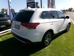 2017 Mitsubishi Outlander LS